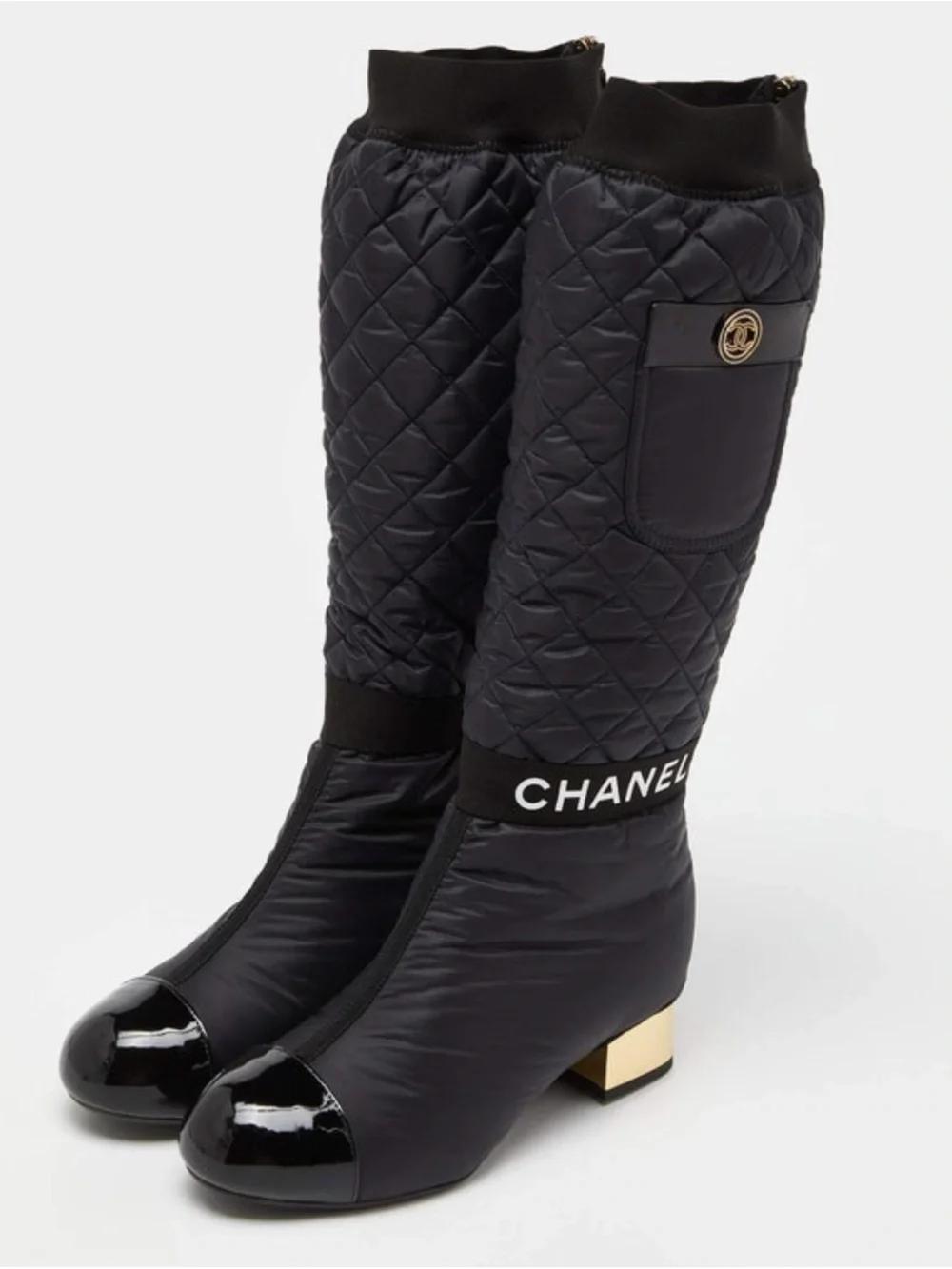 CHANEL Boots  Two way quilted leather  CC logo Runway size 40